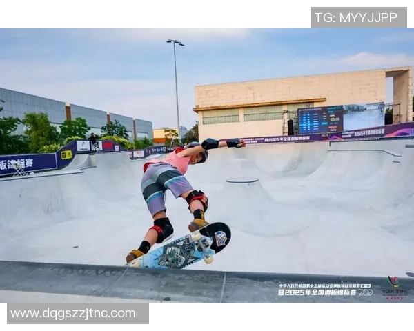 杨敏独家揭秘滑板技巧与心得分享助你提升滑板水平